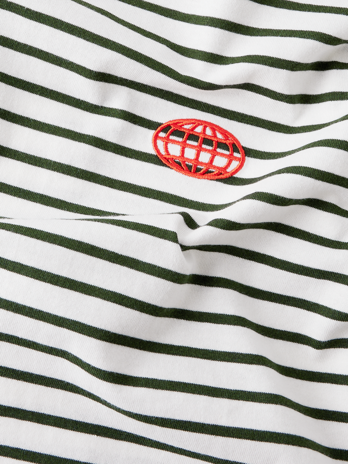 model_shot-front_full